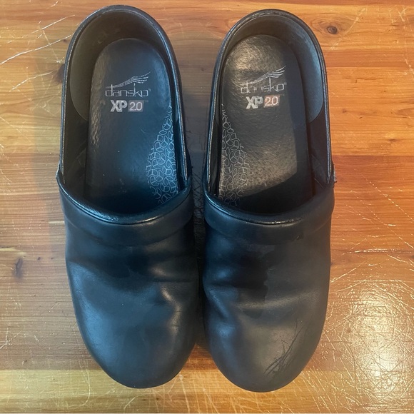 Dansko Black Clogs XP 2.0 - Picture 4 of 13